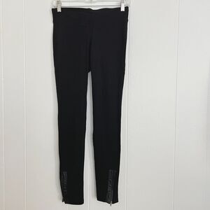 Hue Black Ankle Zip Skinny Leg Lightweight Leggings Pants S NWOT